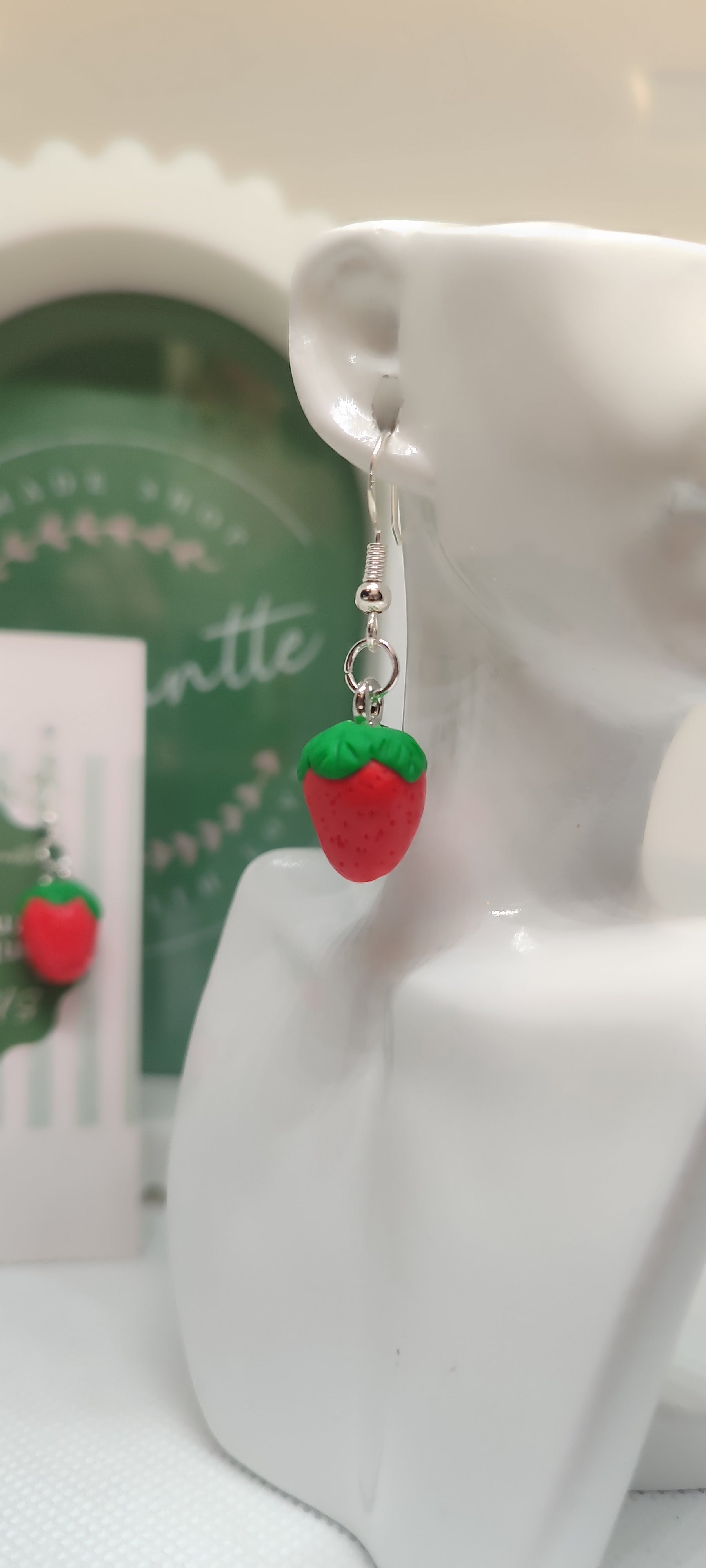 Boucles d'oreilles, fait main, 🍓
