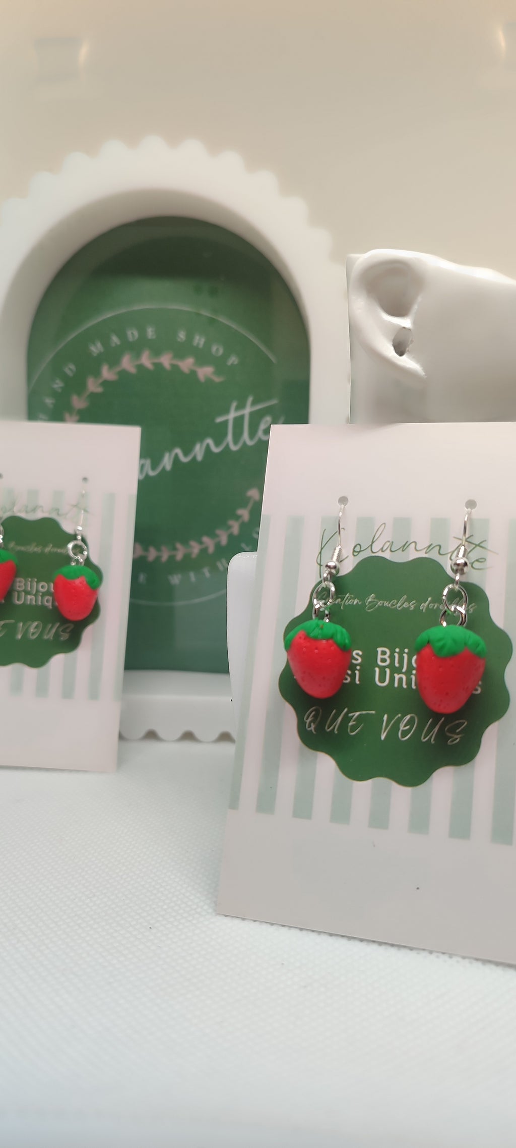 Boucles d'oreilles, fait main, 🍓